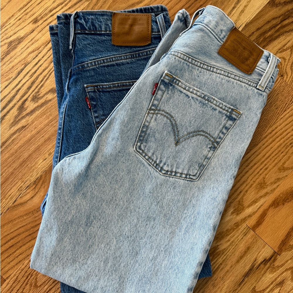 Levi's Women's Straight Leg Jeans - Dark Blue and Light Blue